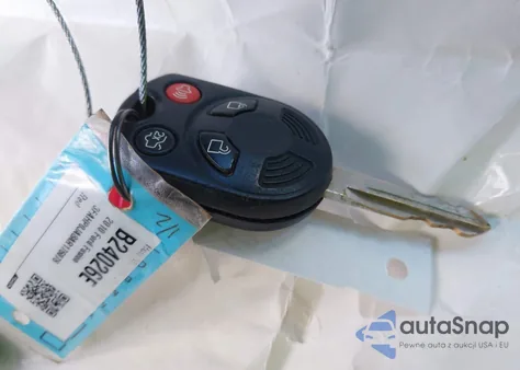 2010 Ford Fusion Sel z USA, uszkodzony, nr VIN 3FAHP0JA8AR176078